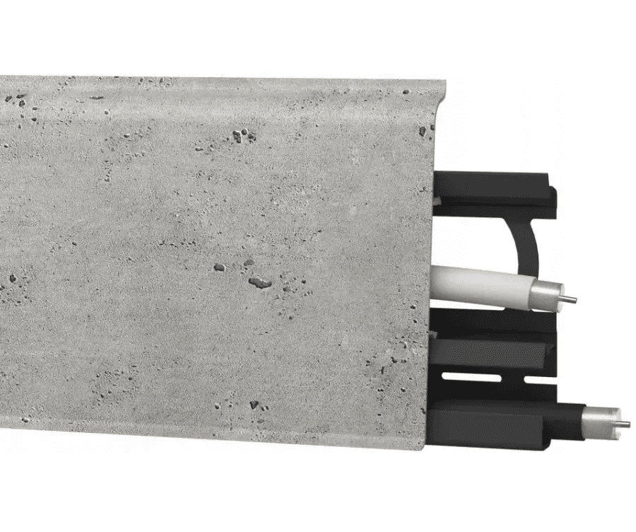 Listwa Oxford 133, Arbiton