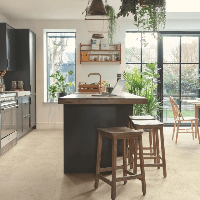 Panele winylowe SPC LVT z podkładem Beton Pebble Klasa 33 6 mm, AVMTU40276, Quick-Step Unilin