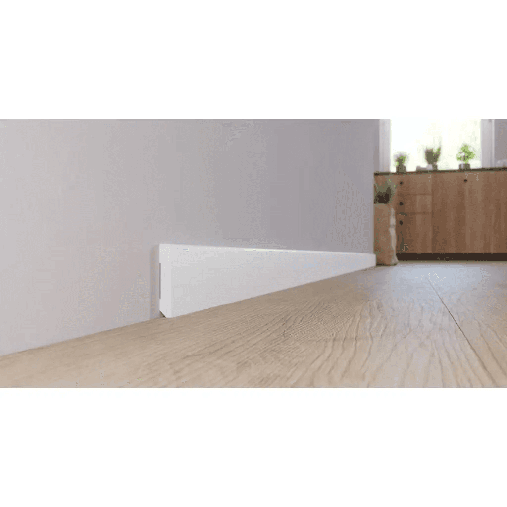 Listwa Cambridge 134, Arbiton