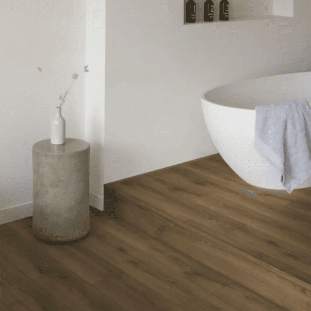 Panele podłogowe Dąb brązowy ciepły CLM5789 AC4 8 mm, Quick-Step Unilin
