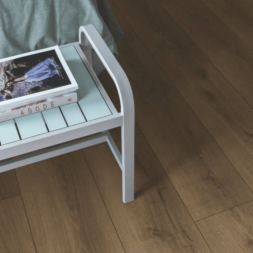Panele podłogowe Dąb brązowy ciepły CLM5789 AC4 8 mm, Quick-Step Unilin