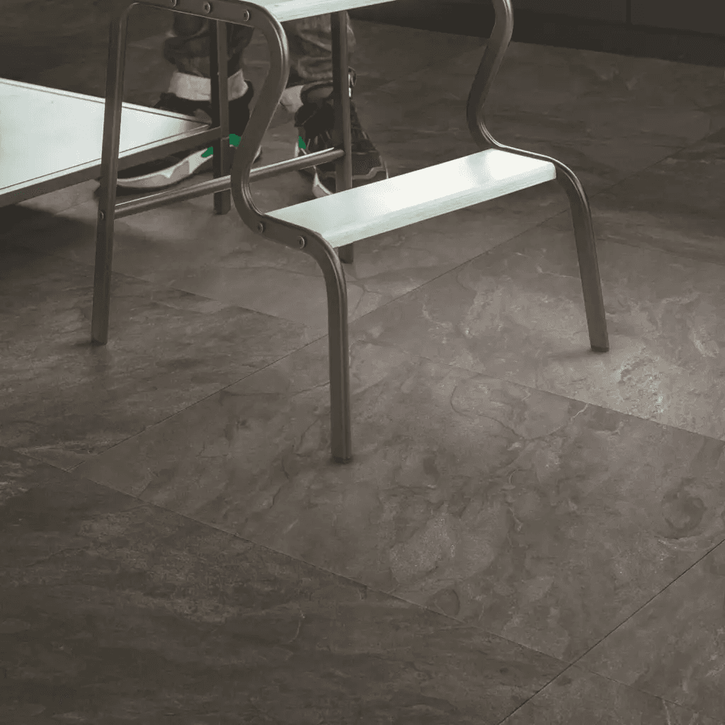 Panele podłogowe MUS5493 Łupek Szary AC4 8 mm, Quick-Step Unilin