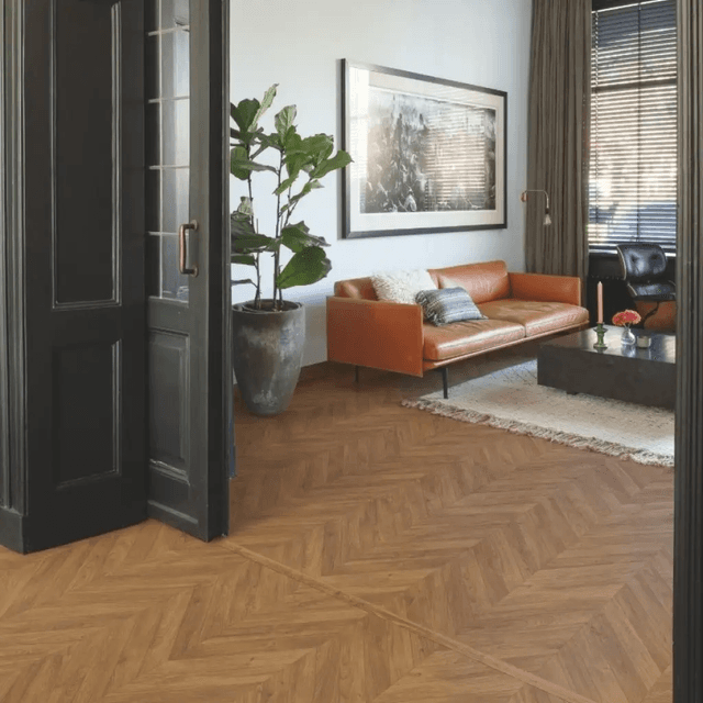 Panele Podłogowe Dąb Chevron Brązowy IPA4162 AC4 8 mm, Quick-Step Unilin