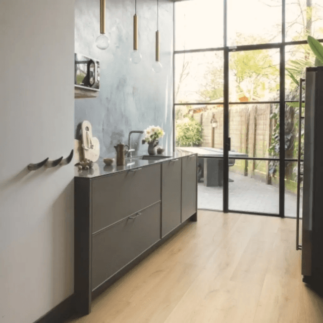 Panele Podłogowe Dąb Szczotkowany Naturalny SIG4763 AC4 9 mm, Quick-Step Unilin