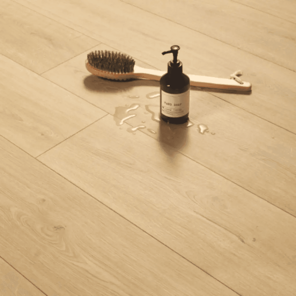Panele Podłogowe Dąb Szczotkowany Naturalny SIG4763 AC4 9 mm, Quick-Step Unilin